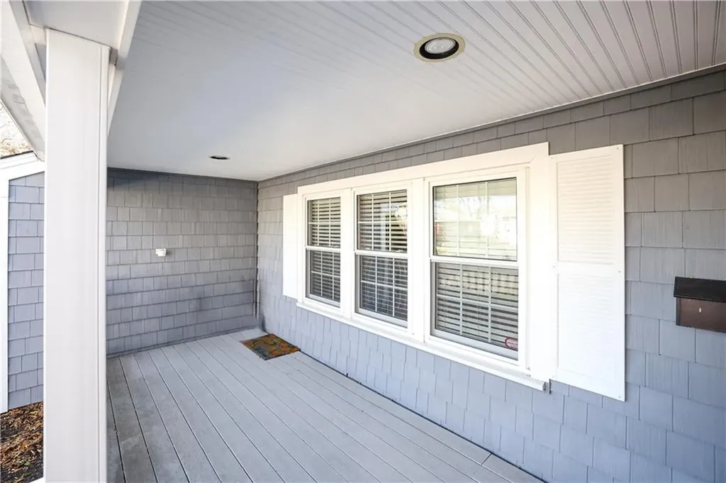 61 Cushman Avenue East Providence RI 02914