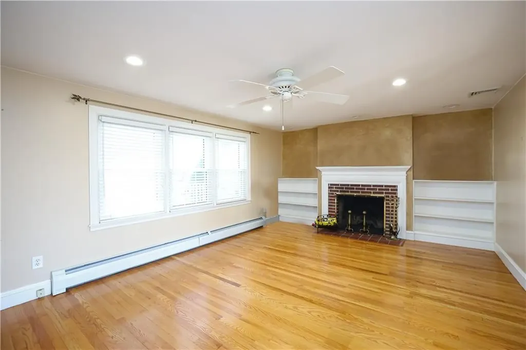 61 Cushman Avenue East Providence RI 02914