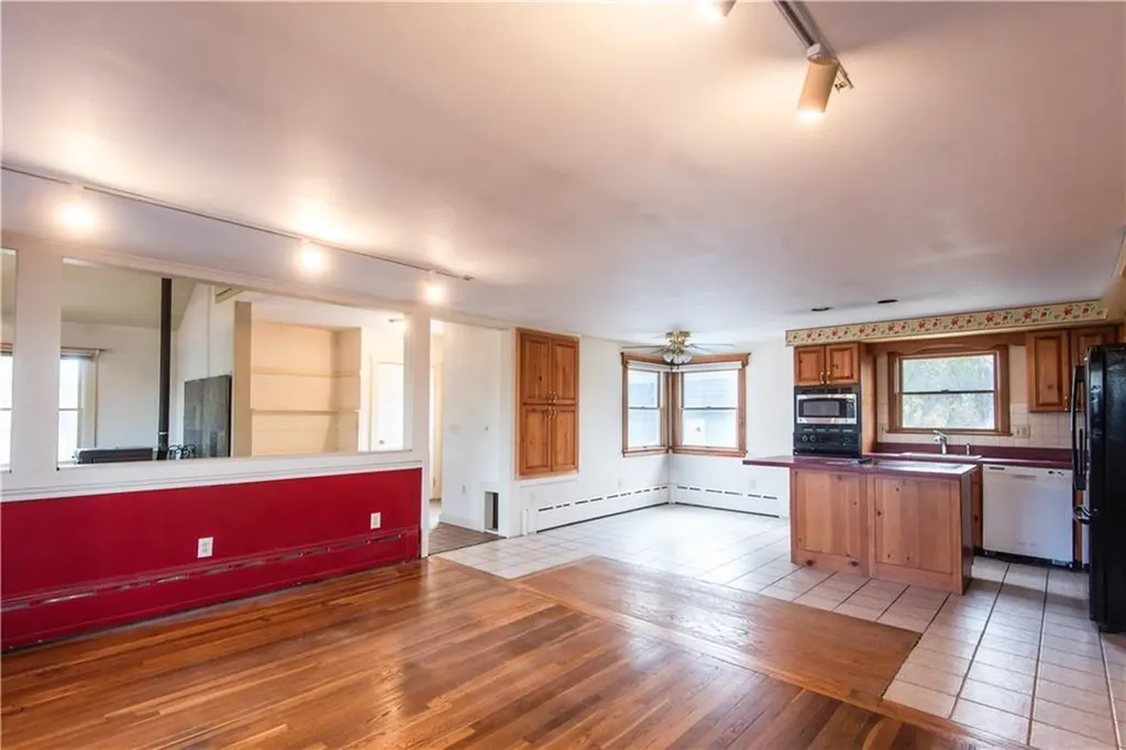 288 Mill Lane Portsmouth RI 02871