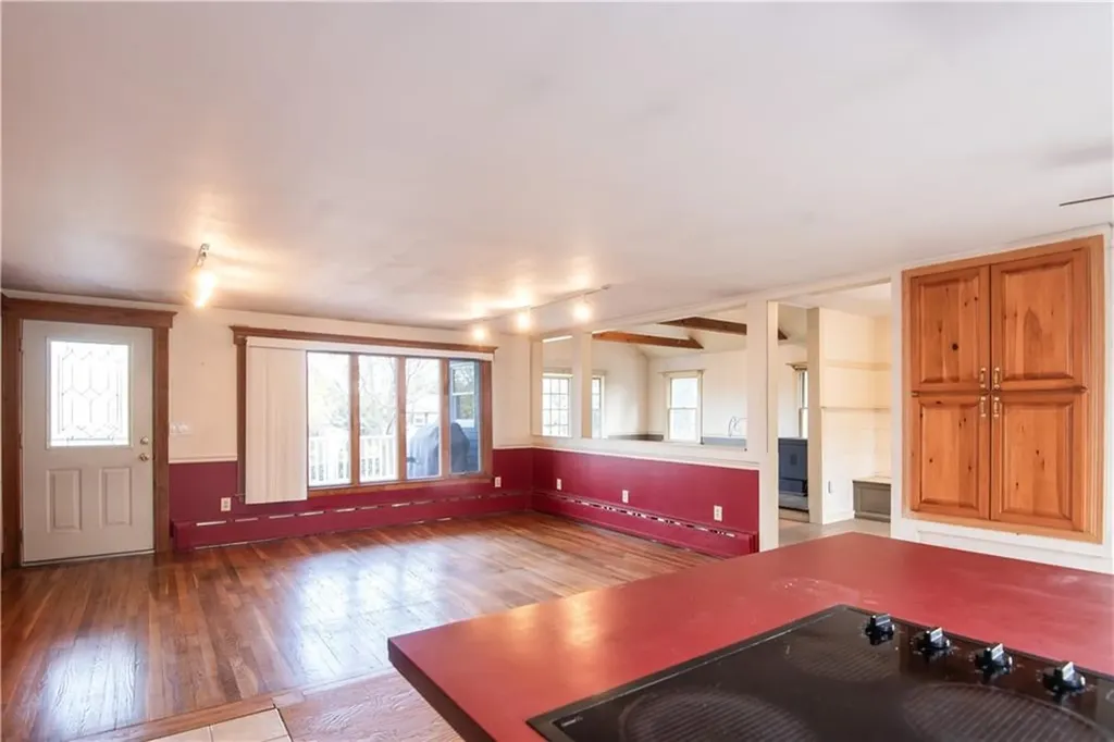 288 Mill Lane Portsmouth RI 02871