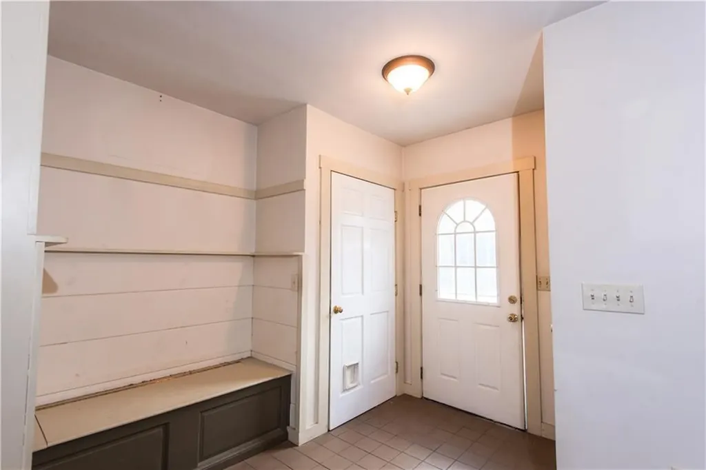 288 Mill Lane Portsmouth RI 02871