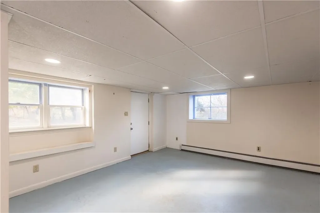 288 Mill Lane Portsmouth RI 02871