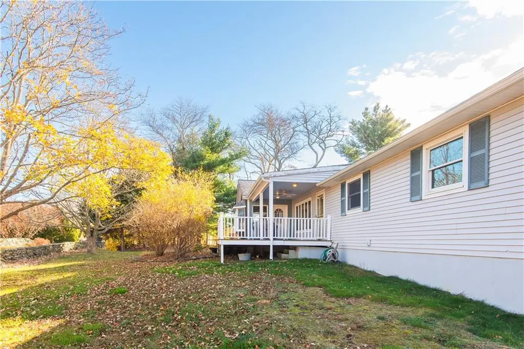288 Mill Lane Portsmouth RI 02871