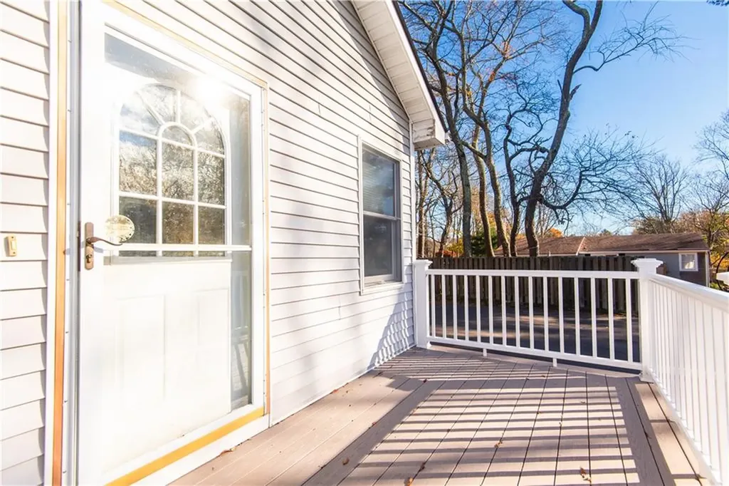 288 Mill Lane Portsmouth RI 02871