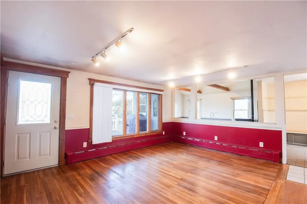 288 Mill Lane Portsmouth RI 02871