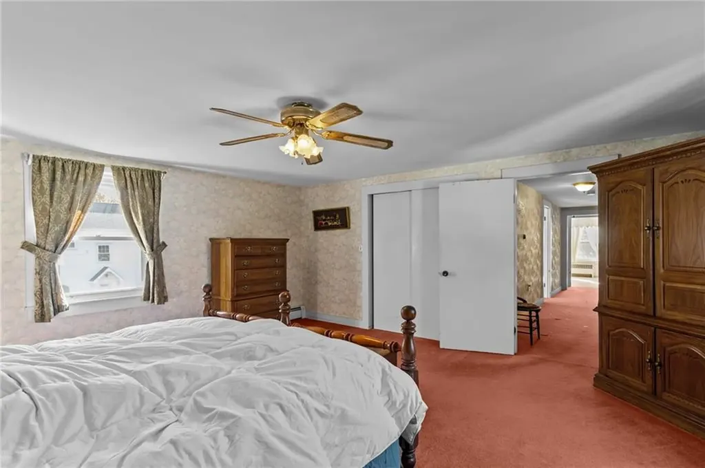 165 Vaughn Avenue Warwick RI 02886