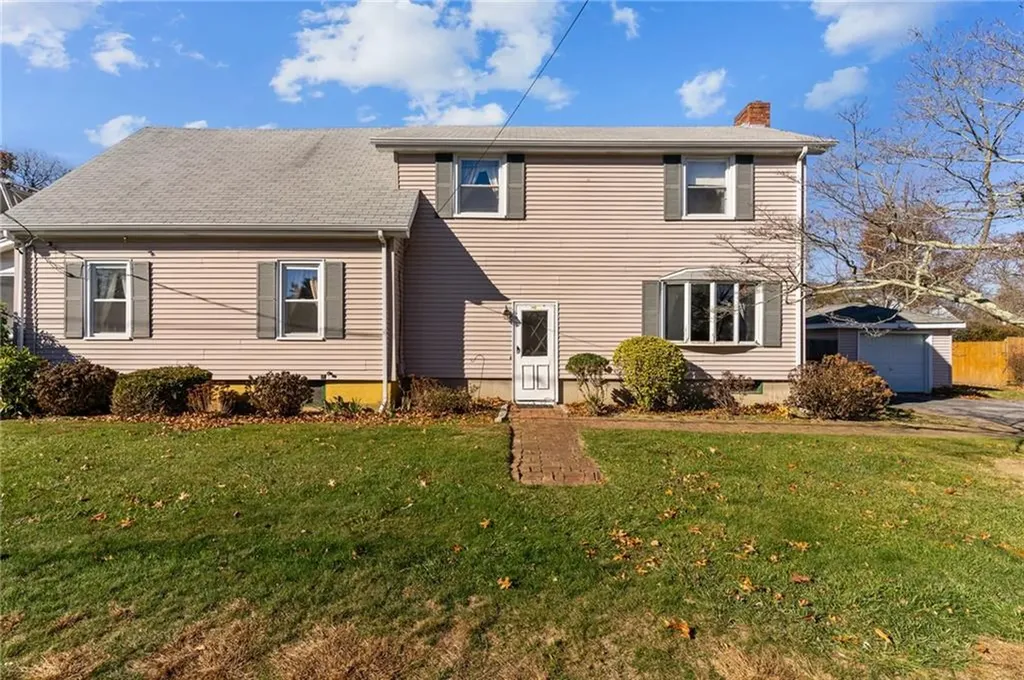 165 Vaughn Avenue Warwick RI 02886