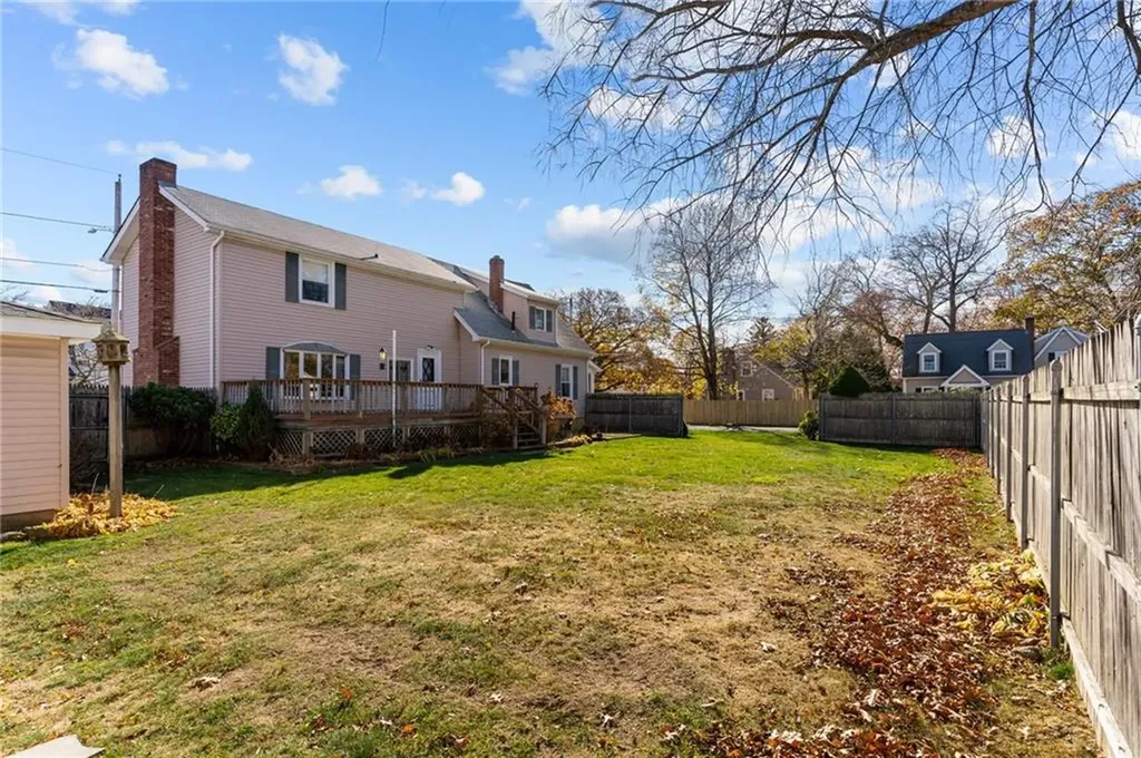 165 Vaughn Avenue Warwick RI 02886