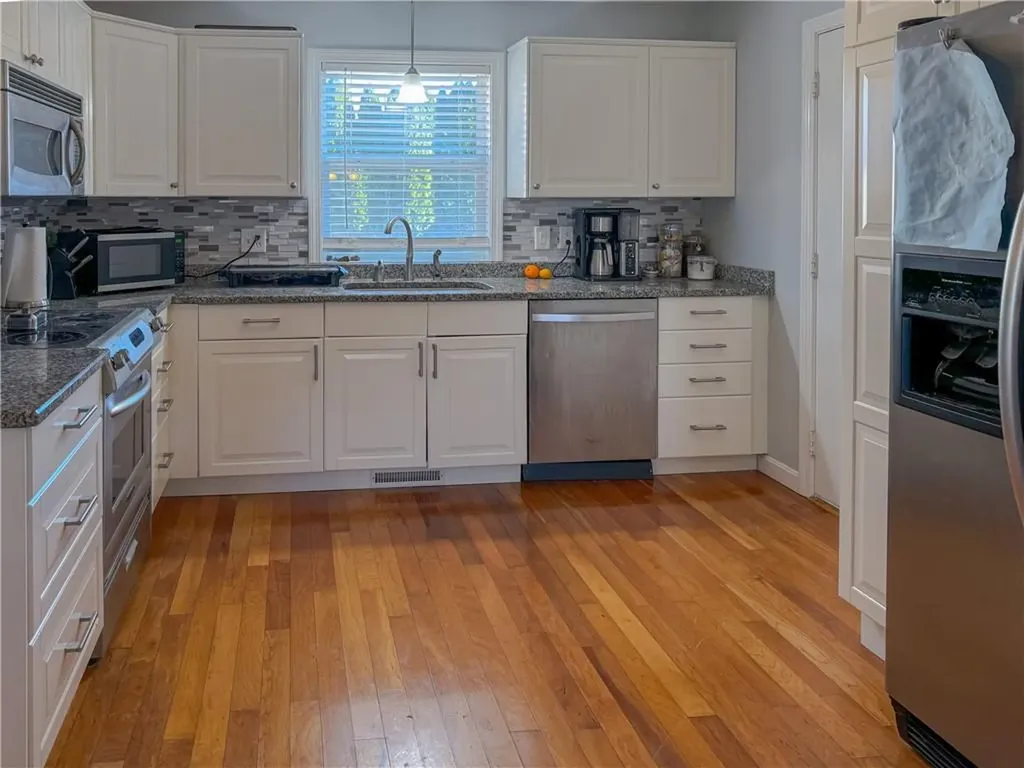 110 Coit Avenue West Warwick RI 02893