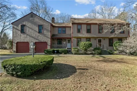 4 Country Way North Smithfield RI 02896