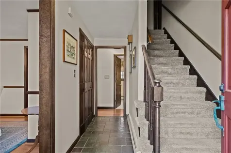 4 Country Way North Smithfield RI 02896