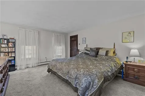 4 Country Way North Smithfield RI 02896