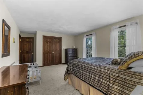 4 Country Way North Smithfield RI 02896