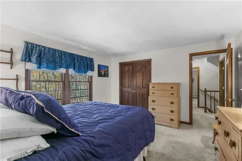 4 Country Way North Smithfield RI 02896