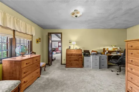 4 Country Way North Smithfield RI 02896