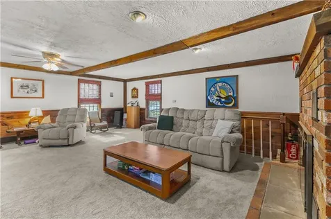 4 Country Way North Smithfield RI 02896