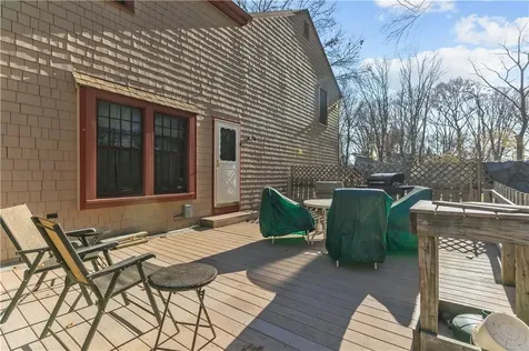 4 Country Way North Smithfield RI 02896