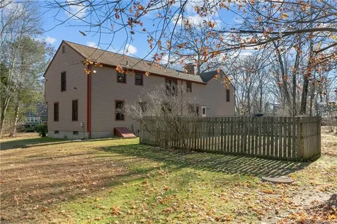 4 Country Way North Smithfield RI 02896