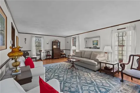 4 Country Way North Smithfield RI 02896