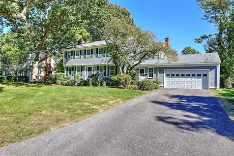 20 Wildflower Road Barrington RI 02806