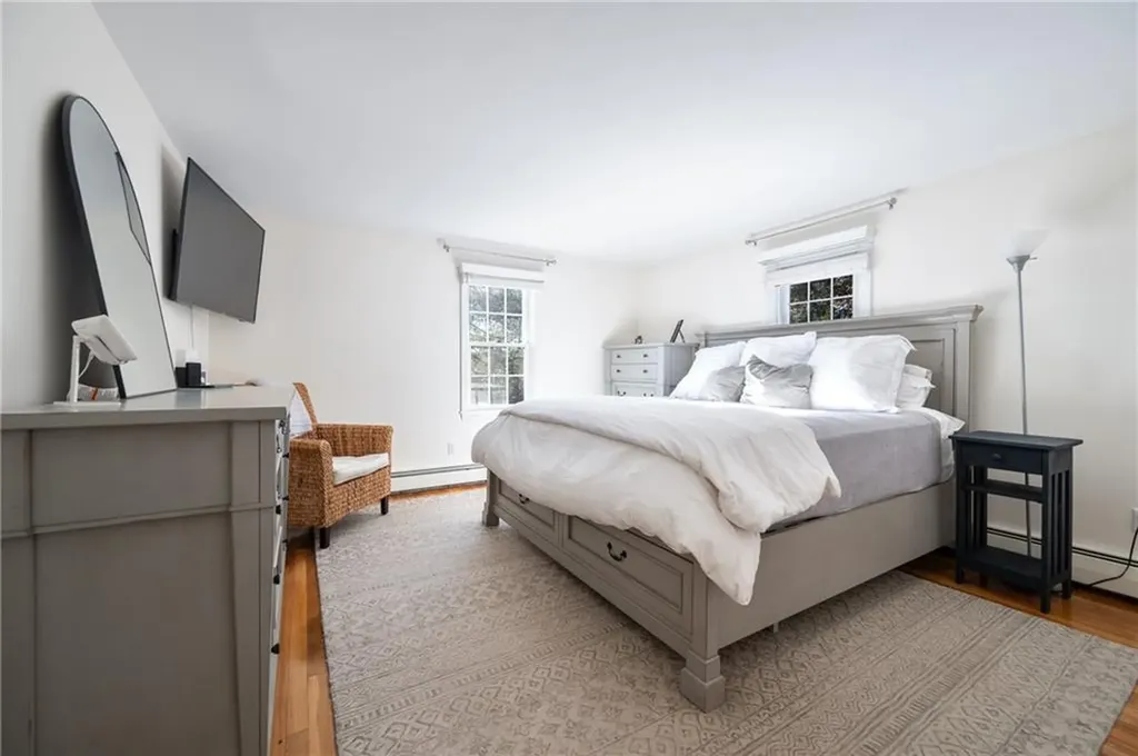 15 Grant Lane Cumberland RI 02864