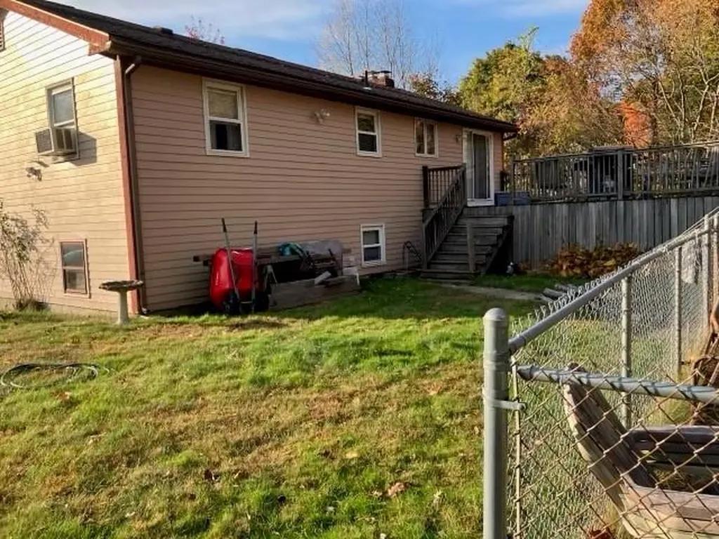 62 Lucille Street Woonsocket RI 02895