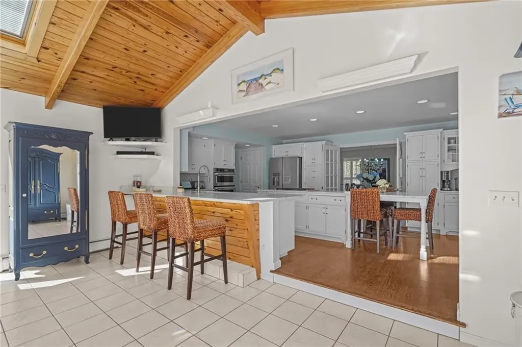 32 Martingale Drive Warwick RI 02886