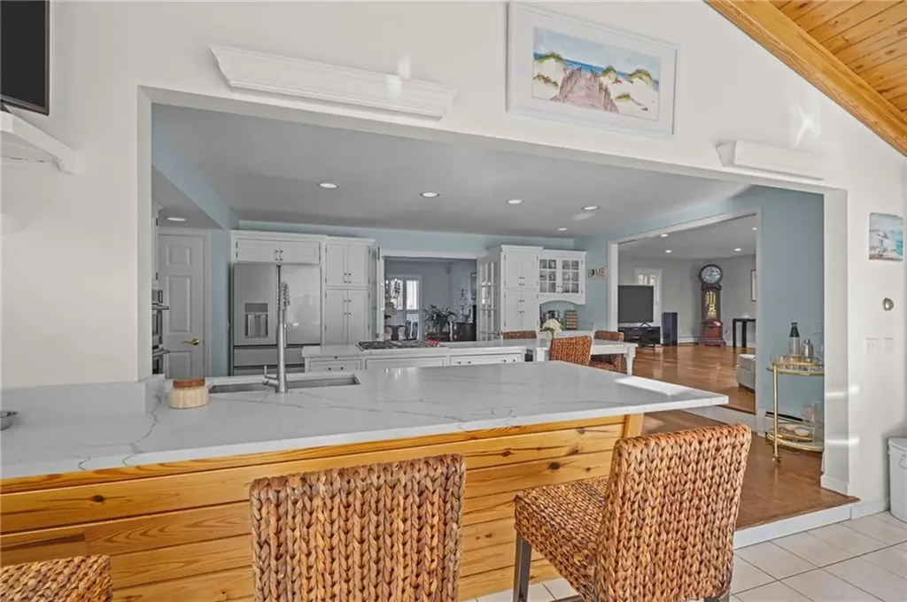 32 Martingale Drive Warwick RI 02886
