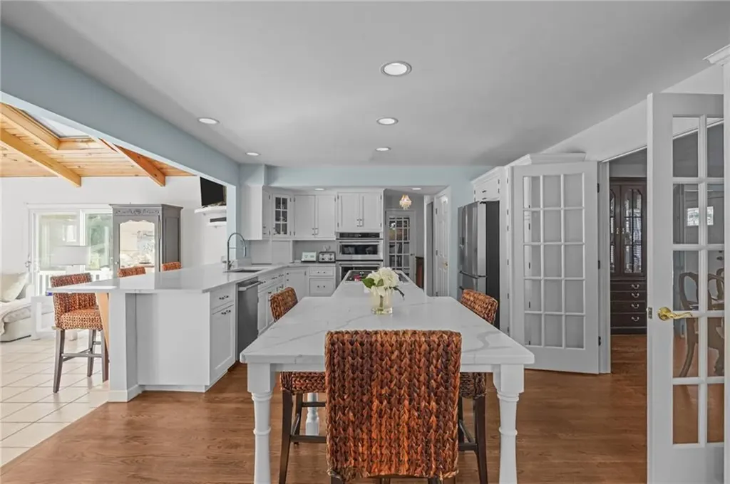 32 Martingale Drive Warwick RI 02886
