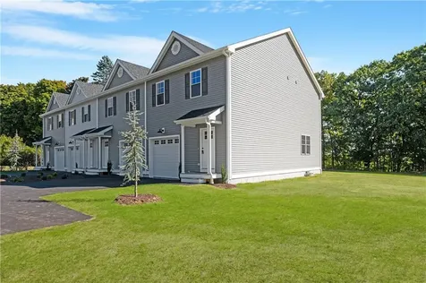 1485 Lonsdale Avenue Lincoln RI 02865