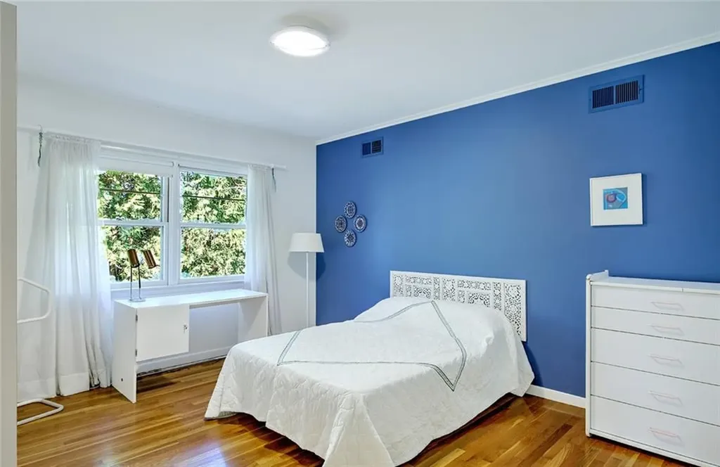 15 Bedford Road Pawtucket RI 02860