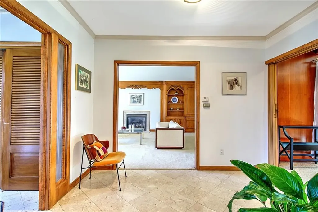 15 Bedford Road Pawtucket RI 02860