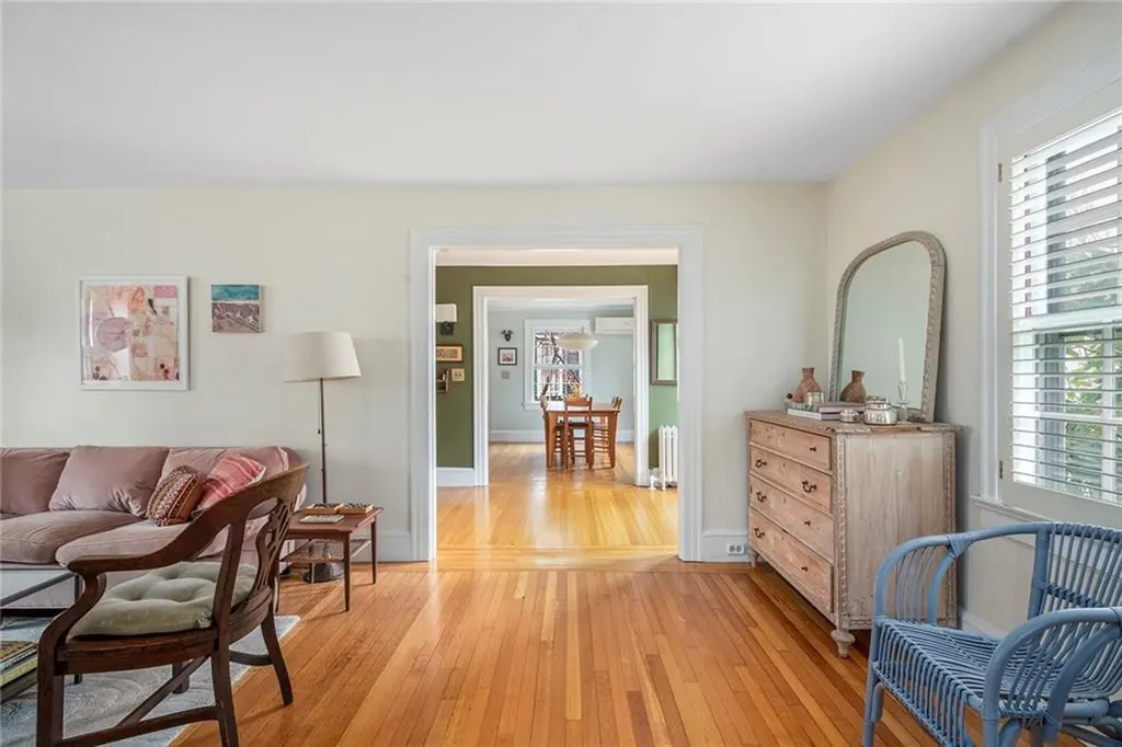 17 Rhode Island Avenue Providence RI 02906