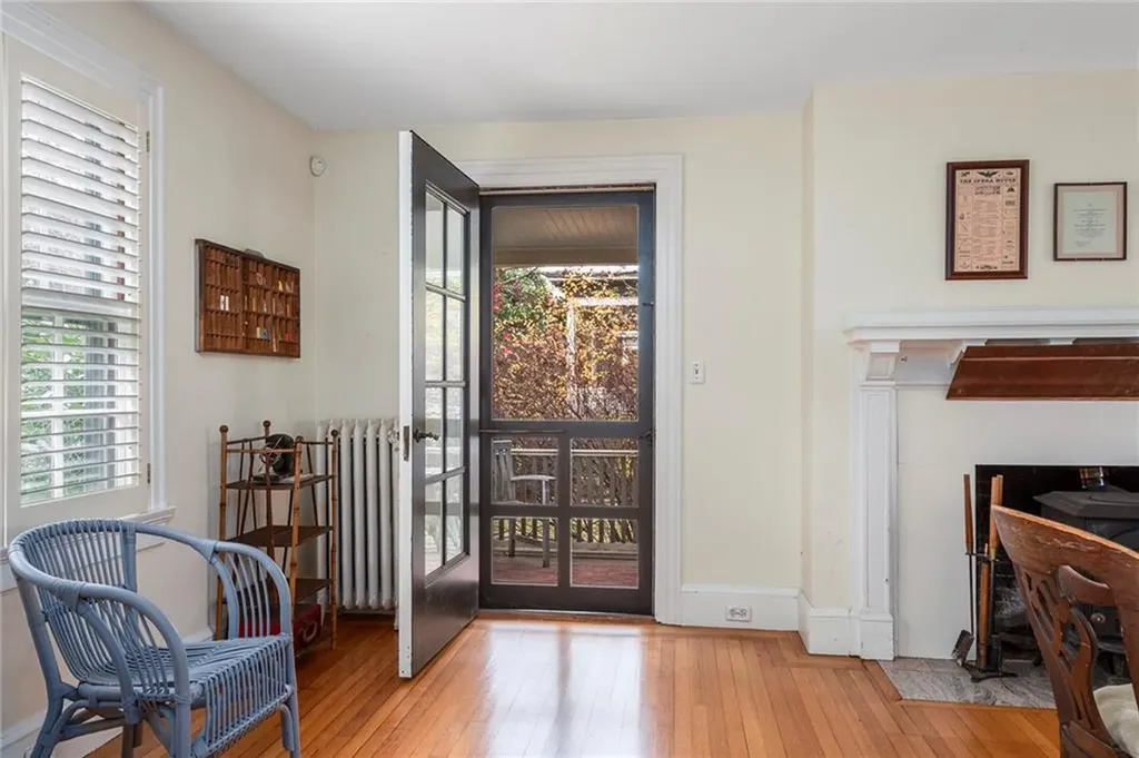 17 Rhode Island Avenue Providence RI 02906