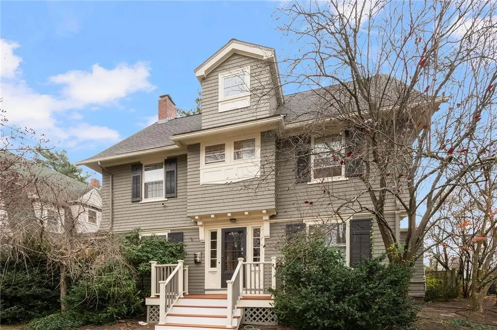 17 Rhode Island Avenue Providence RI 02906