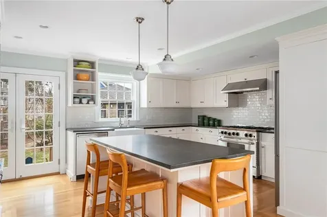 17 Rhode Island Avenue Providence RI 02906