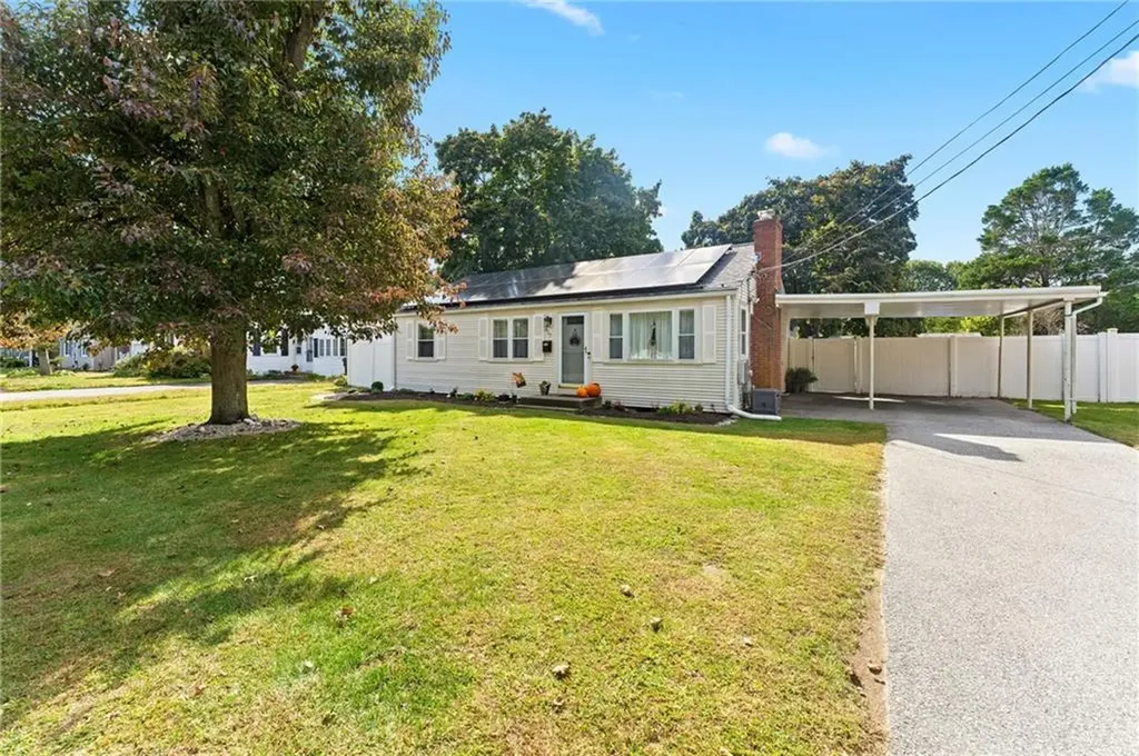 517 Buttonwoods Avenue Warwick RI 02886