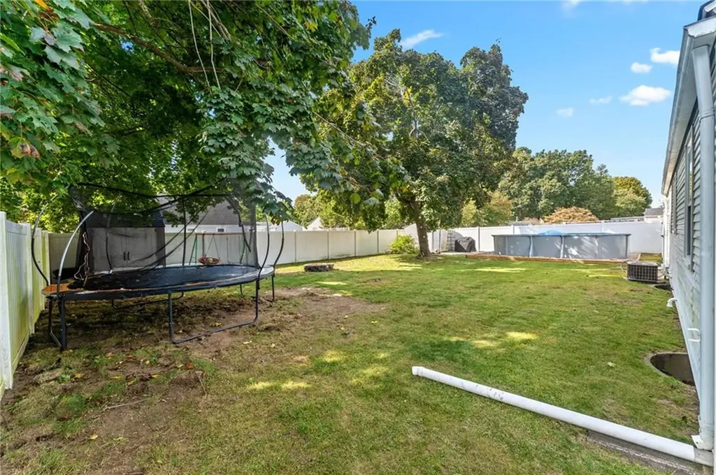 517 Buttonwoods Avenue Warwick RI 02886