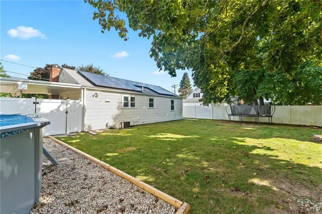 517 Buttonwoods Avenue Warwick RI 02886