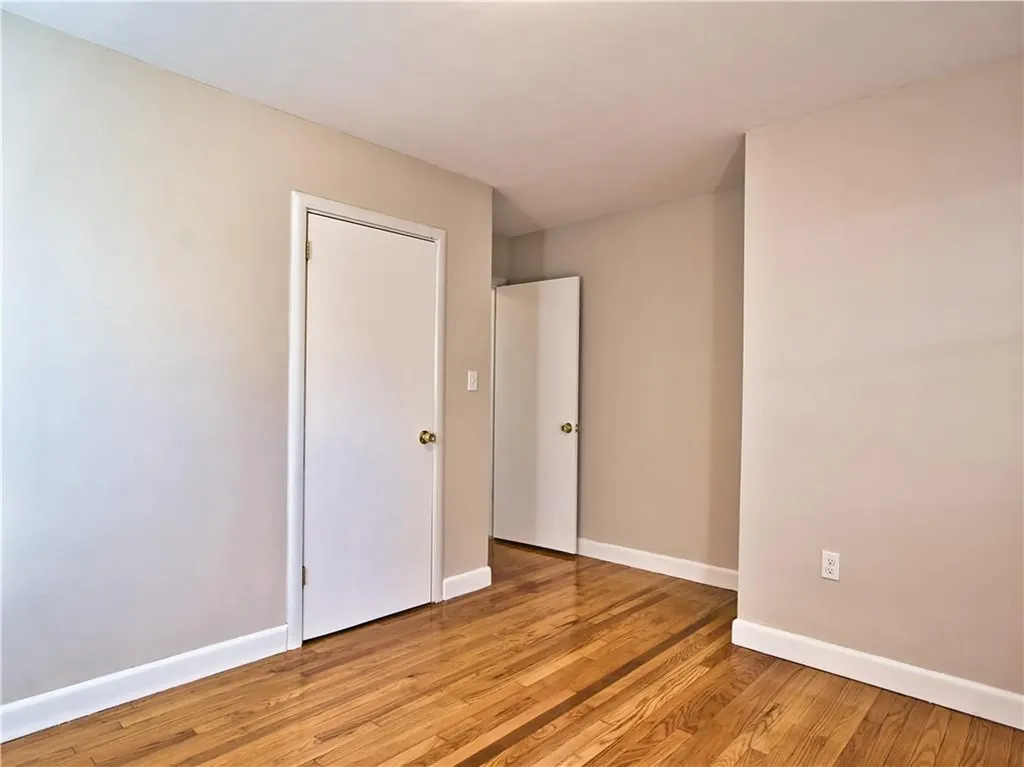 102 Canonicus Street Tiverton RI 02878