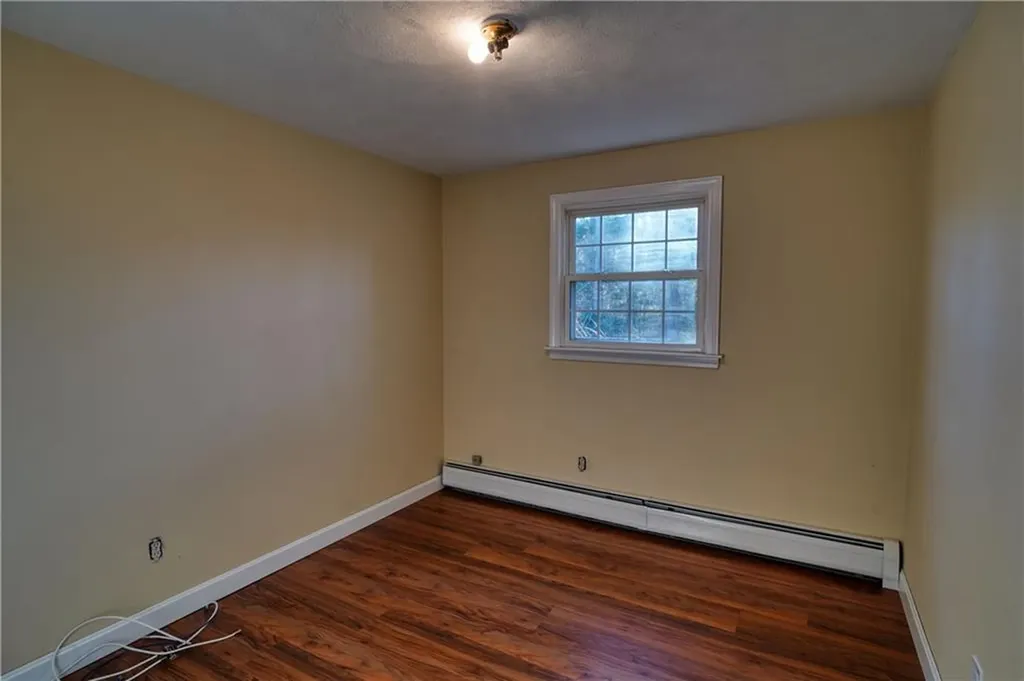 18 Kingswood Drive Coventry RI 02816