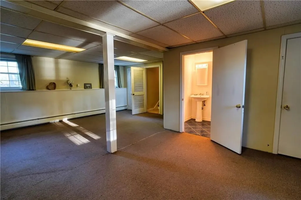 18 Kingswood Drive Coventry RI 02816