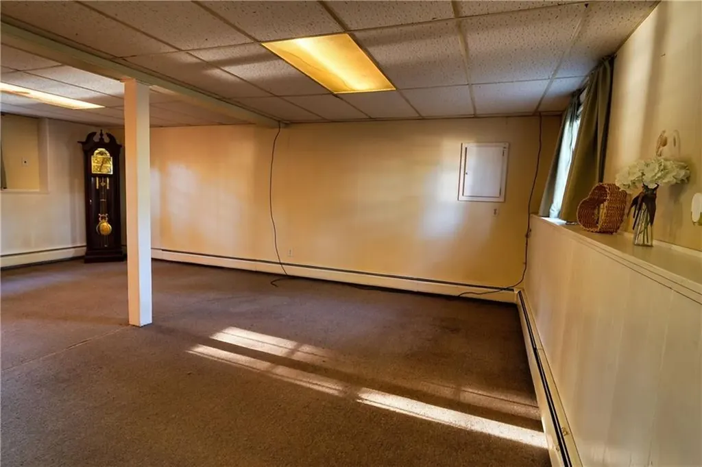 18 Kingswood Drive Coventry RI 02816