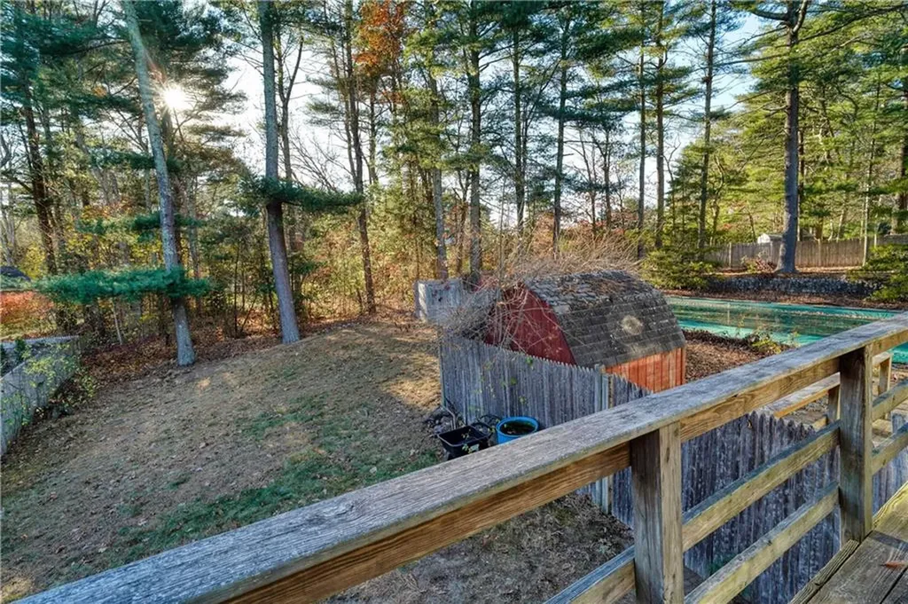 18 Kingswood Drive Coventry RI 02816