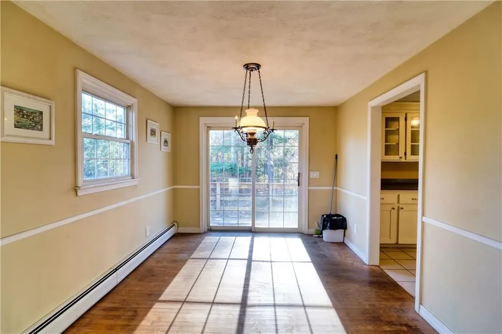 18 Kingswood Drive Coventry RI 02816