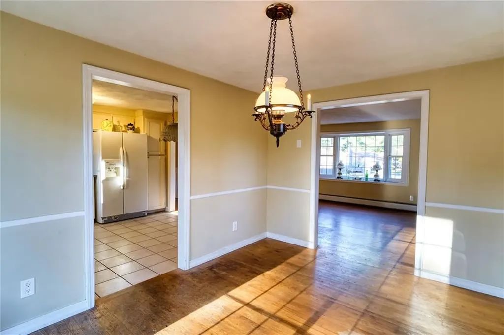 18 Kingswood Drive Coventry RI 02816