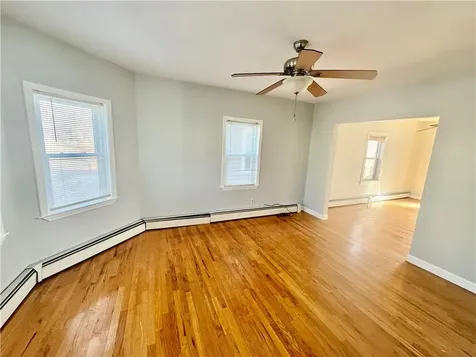 170 Rutherglen Avenue Providence RI 02907