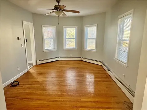 170 Rutherglen Avenue Providence RI 02907