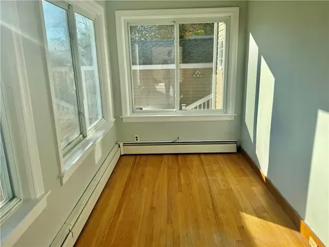 170 Rutherglen Avenue Providence RI 02907