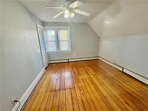 170 Rutherglen Avenue Providence RI 02907